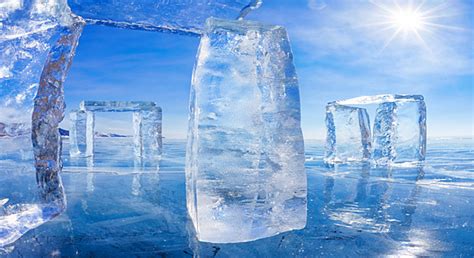 Lake Baikal in winter: An ice-cold trip to the legendary Siberian lake - Russia Beyond