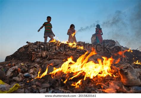 12.676 Trash On Fire Images, Stock Photos & Vectors | Shutterstock