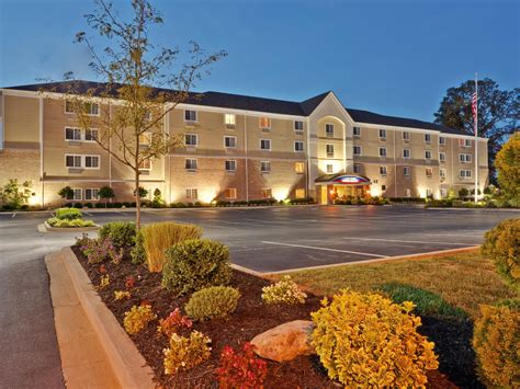 Extended Stay Hotel Bowling Green KY | Candlewood Suites Bowling Green