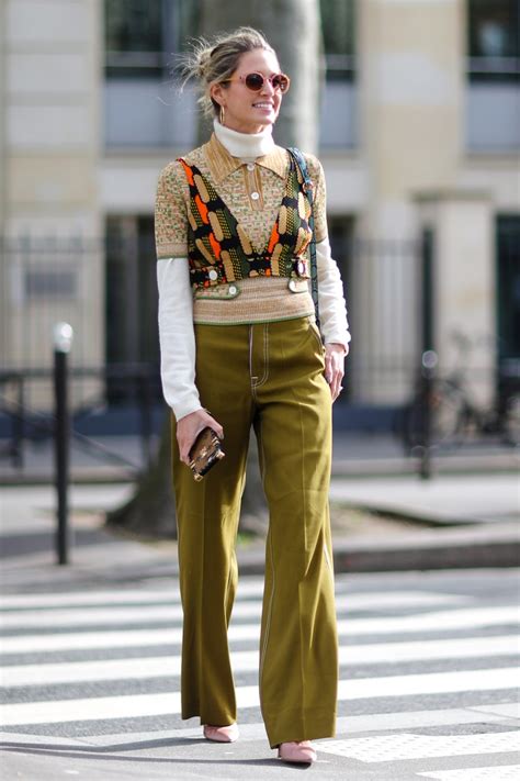 19 Office-Appropriate Crop Top Outfits | StyleCaster