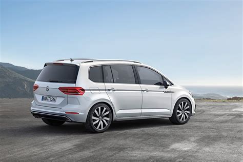 2016 Volkswagen Touran R-Line Package Launched in Germany - autoevolution