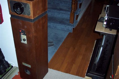 JBL S109 AQUARIUS IV Tower speakers Vintage Rare Photo #1496431 - Canuck Audio Mart