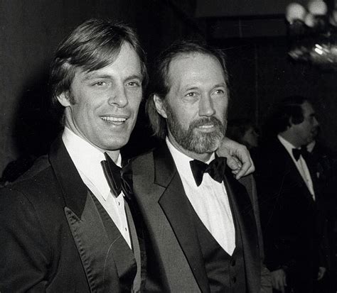 Keith Carradine, with brother David Carradine | Celebrity siblings ...