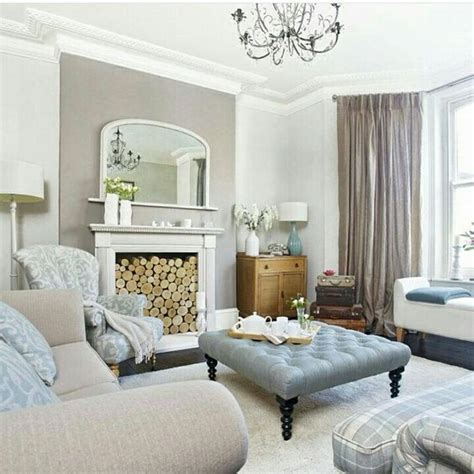 25+ Wonderfully Chic Taupe Living Room Decorating Ideas