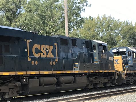 CSX Transportation Es44ac Locomotive | TrainBoard.com - The Internet's Original