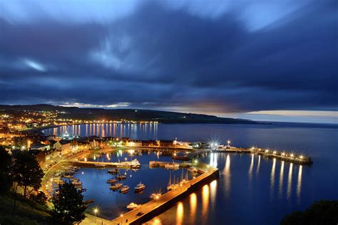 Stonehaven Harbour at Night Photograph by Veli Bariskan - Fine Art America