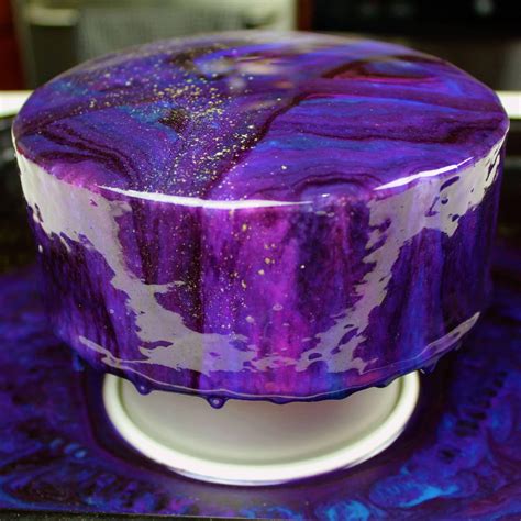 Easy Mirror Glaze - 5 Ingredient Recipe and Tutorial Glaze Icing, Glaze For Cake, Easy Mirror ...