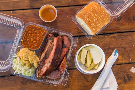 Day Trip from Austin: Jacob’s Well and The Salt Lick BBQ | The Foodie Miles