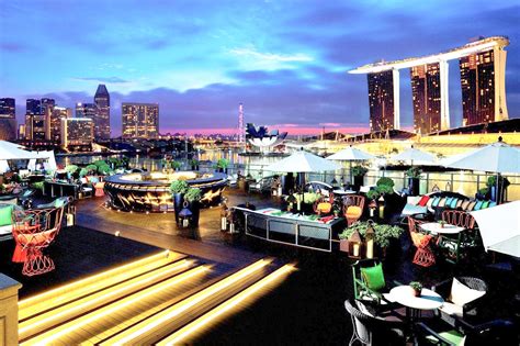 Lantern Bar at Fullerton Bay Hotel Singapore - Stunning Rooftop Bar ...