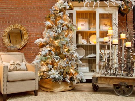 10 Christmas Color Schemes - Christmas Decoration Ideas | Home Chic Club: 10 Christmas Color ...