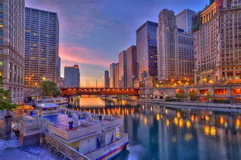 Chicago River Sunrise Photograph by Leslie McLain - Fine Art America