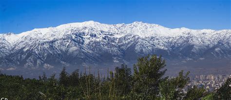 Vista Cordillera de Los Andes, Región Metropolitana, Chile. | Natural landmarks, Landmarks, Chile