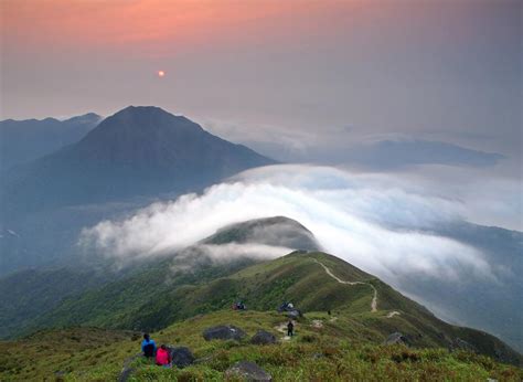 Lantau Peak (Routes, Transportation, Photos) | 鳳凰山 | The Hong Kong Less ...