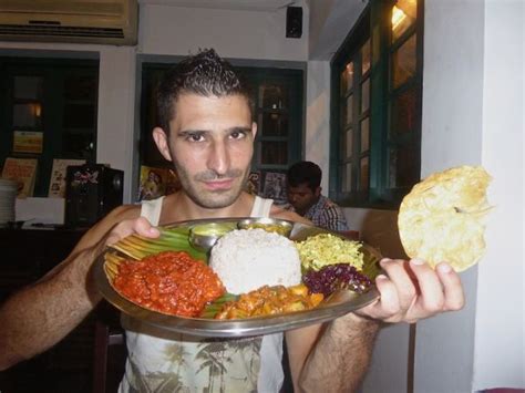 Best foods and drinks to try in India - Nomadic Boys