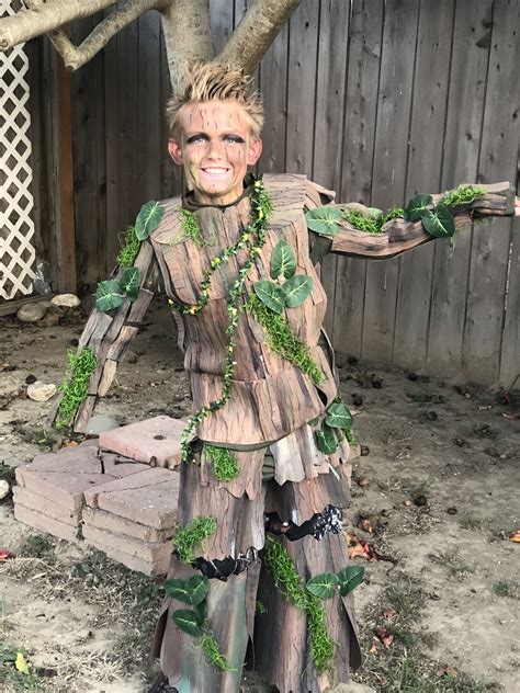 Groot costume | Groot costume, Chic halloween, Halloween outfits