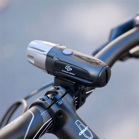 SHARK 550R - USB Rechargeable Bike Light Set - CycleTorch