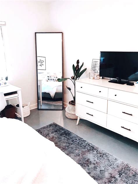 Clean aesthetic bedroom | @blairewilson fresh, bedroom, white, minimal, plant, room makeover ...