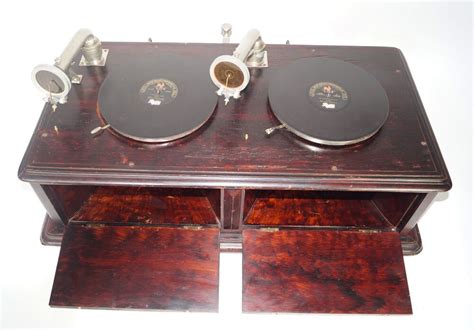 What dual deck turntables looked like...100+ years ago | Scrolller