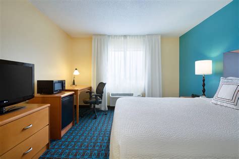 Bismarck, ND Hotels | City of Bismarck | Fairfield Inn & Suites Bismarck South