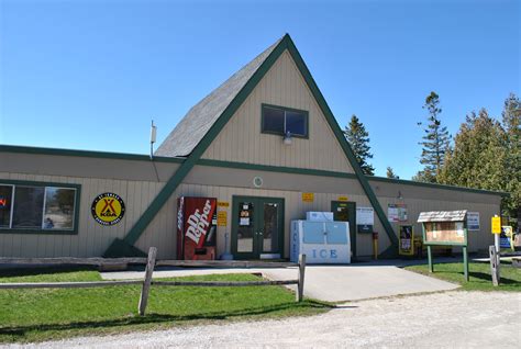 St. Ignace / Mackinac Island KOA Holiday - RV Campground in St Ignace, MI