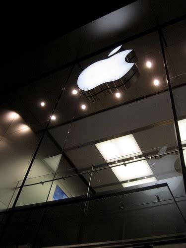 Apple Store Logo | Chris Campbell | Flickr