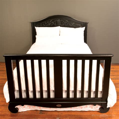 chelsea lifetime crib distressed black