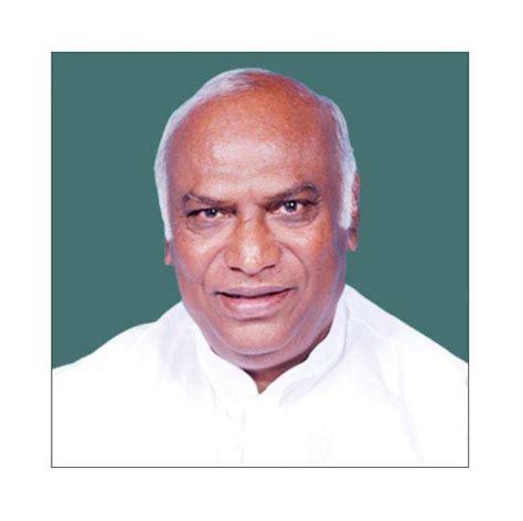 MALLIKARJUN KHARGE : Bio, Political life, Family & Top stories