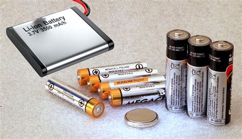 Difference Between Cell and Battery | Linquip