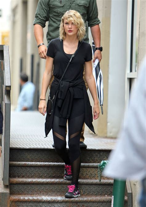 Taylor Swift Street Style - New York City, September 2016 • CelebMafia