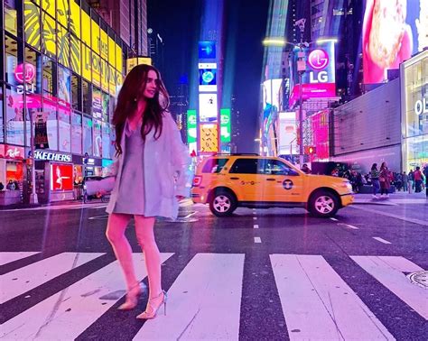 Lily Collins on Instagram: “Living out all my 13 Going on 30 Times Square dreams last night ...