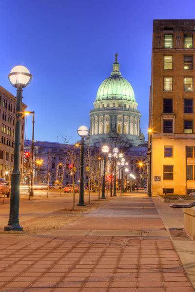 Madison, Wisconsin Skyline, HDR — Stock Photo © ajalbert #2471082