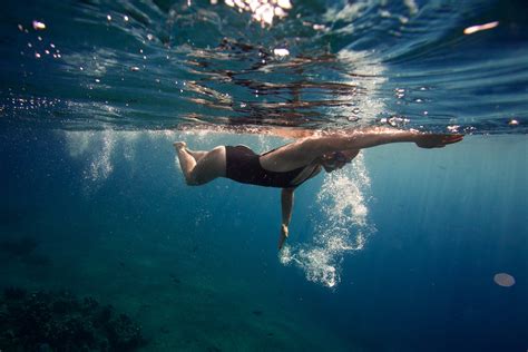 What You Need to Know Before Swimming in the Ocean | Reader's Digest