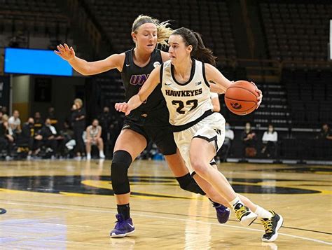 Iowa's Caitlin Clark leads this week's starting 5, the top players in ...