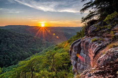 Our Guide to Kentucky National Parks, Historic Parks, and National Trails