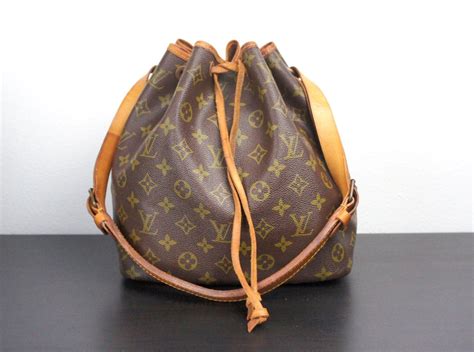 Prices Drop As You Shop Vintage Louis Vuitton Drawstring Petit Noe ...