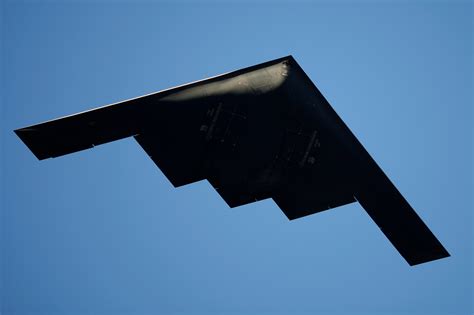 Report: U.S. Air Force Needs AT LEAST 164 B-21 Raider Stealth Bombers ...