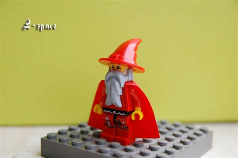 Rincewind and the Luggage - Minifig Customisation Workshop - Eurobricks Forums