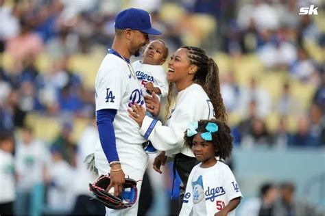 Photo: Mookie Betts’ wife Brianna rocks matching Dodgers outfit with ...