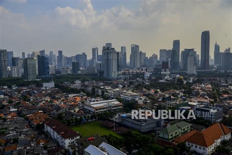 Indonesia's Economic Indicators Show Improvement Trend Amid Pandemic | jouron