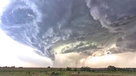 6 Amazing Images of Tornado and Storm Clouds - YouTube