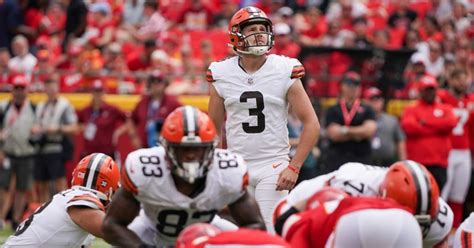 Titans sign former Browns kicker Cade York to practice squad