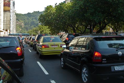 File:Traffic jam Rio de Janeiro 03 2008 28.JPG - Wikimedia Commons