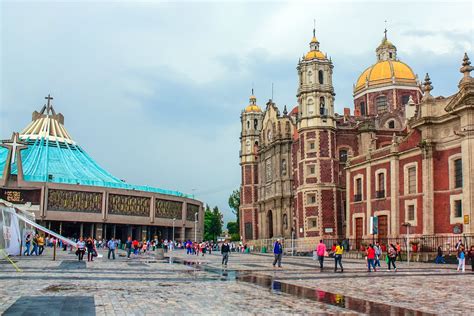 Basilica de Guadalupe in Mexico City - Visit the National Shrine of ...