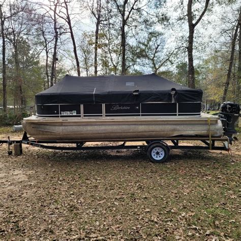 Pontoon Boats For Sale Used 2015 for sale for $4,000 - Boats-from-USA.com