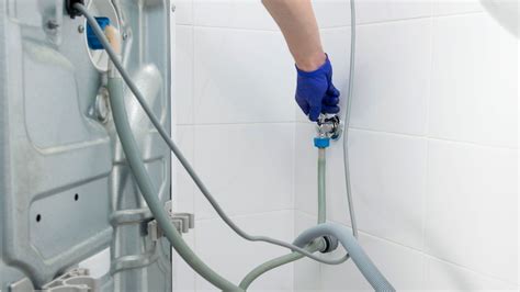 Plumbing in a washing machine in four quick and easy steps | Homebuilding