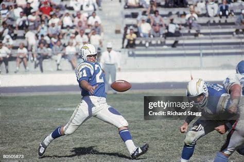 Qb John Hadl Photos and Premium High Res Pictures - Getty Images