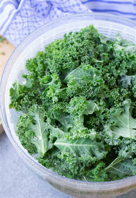 How to Wash and Store Kale (for smoothies and salads) - Kristine's Kitchen