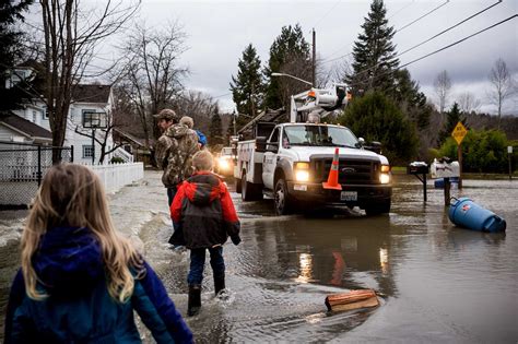 Rainstorm brings landslides, flooding across Western Washington