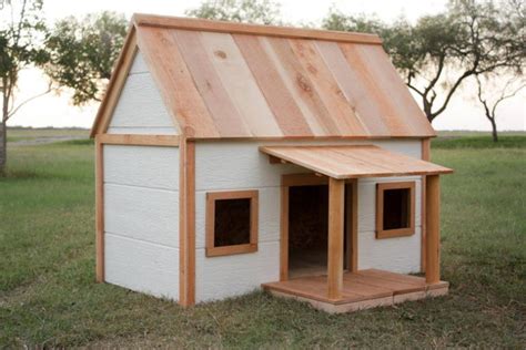 Dog House With Porch - For DIYers