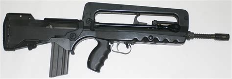 File:Famas.jpg - Internet Movie Firearms Database - Guns in Movies, TV and Video Games